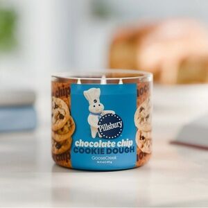 Pillsbury x Goose Creek Chocolate Chip Cookie Dough 3-Wick Candle 14.5 oz